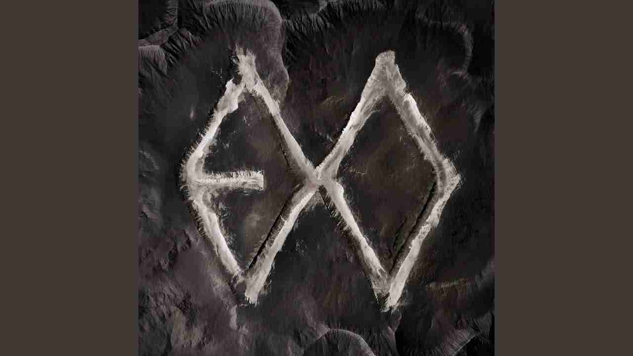 Crazy Lyrics English Translation – EXO | REVERXE