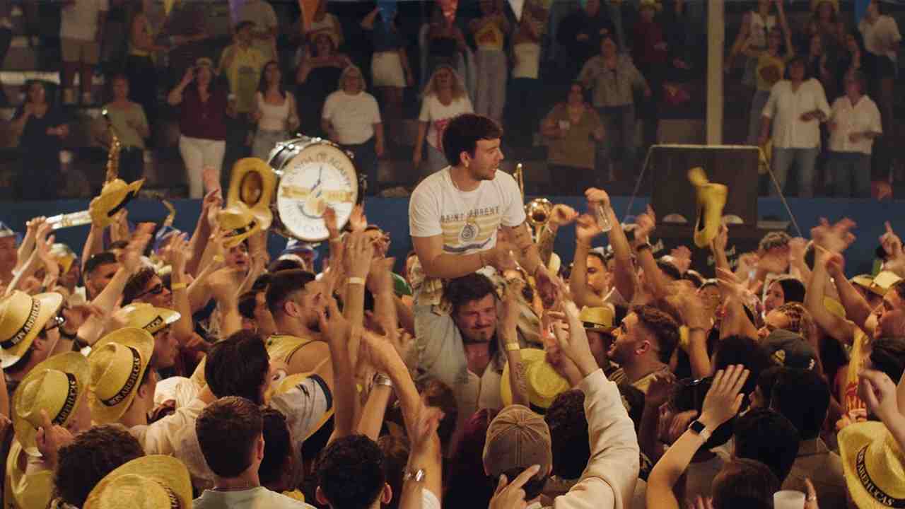 NI BORRACHO Lyrics English Translation – Quevedo