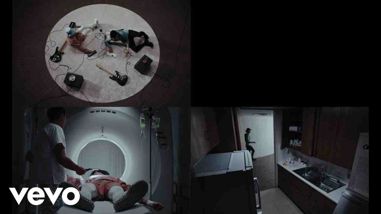 Vida Loca Lyrics - CA7RIEL & Paco Amoroso