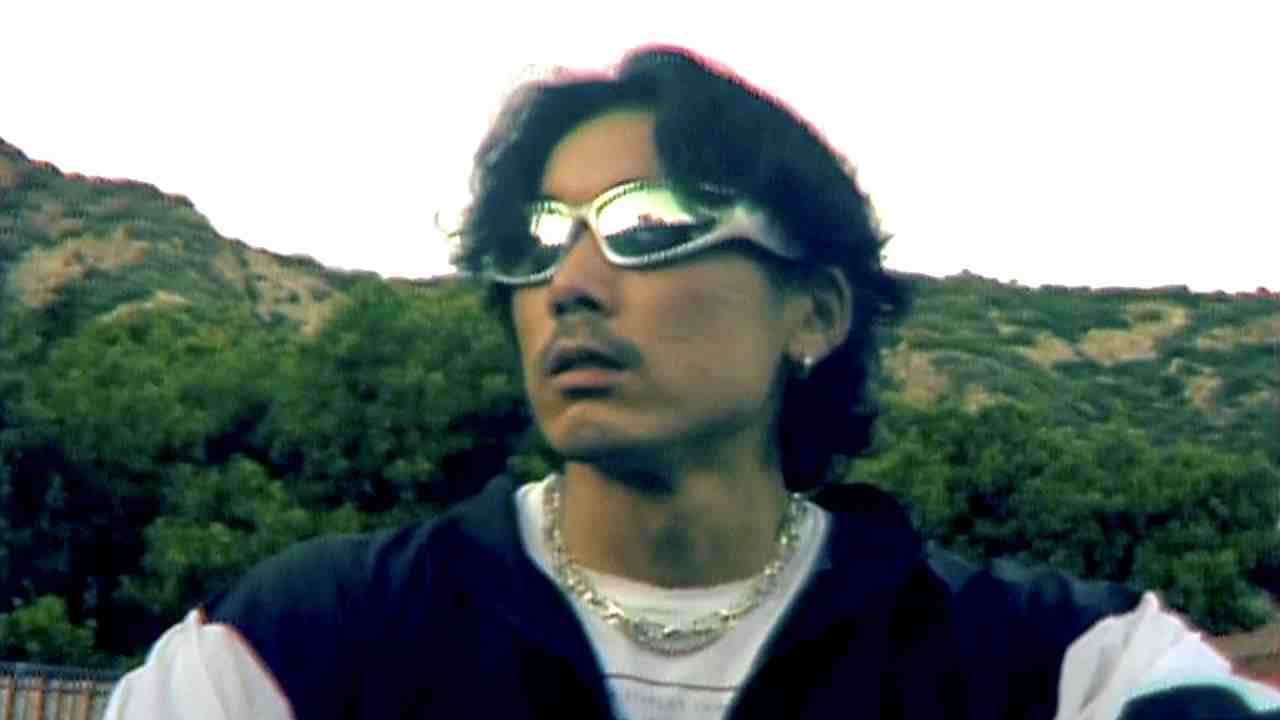 Pesos Lyrics - Evan Fong | speed