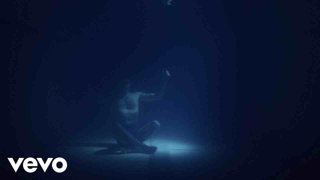 Ti voglio bene, uomo Lyrics English Translation - BLANCO | Ma'