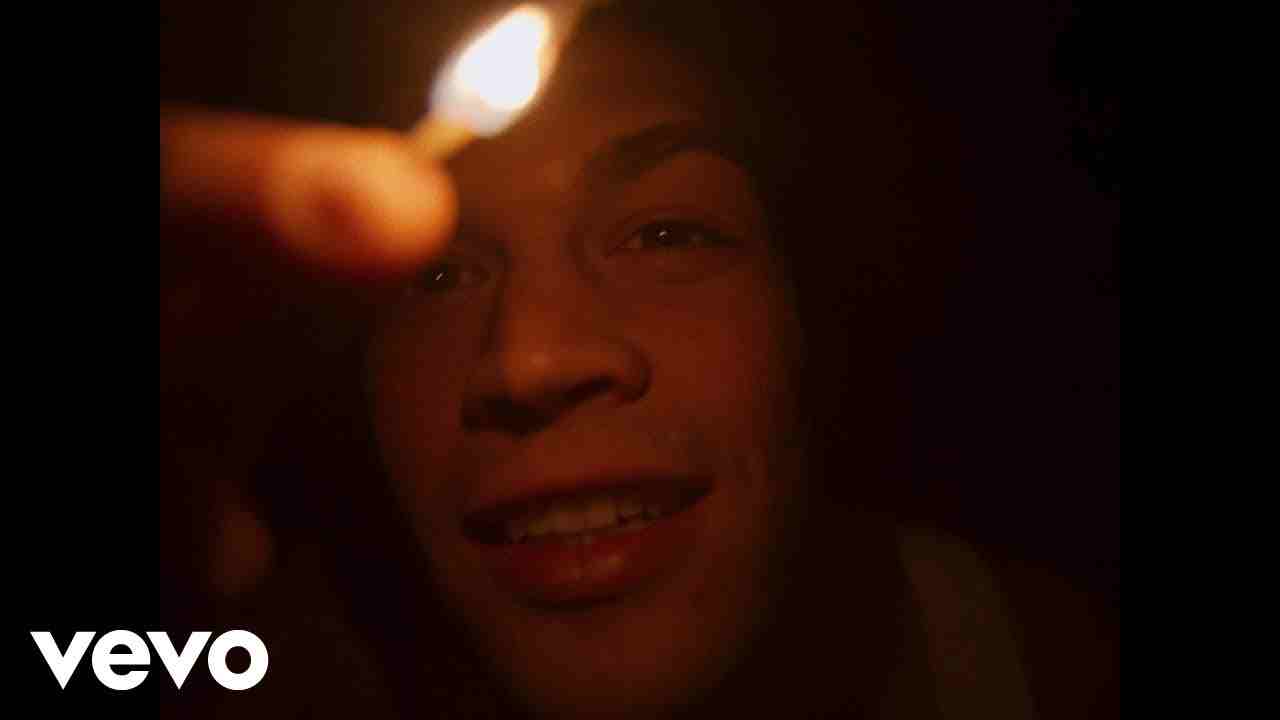 Fuori dai denti Lyrics English Translation - BLANCO | Ma'