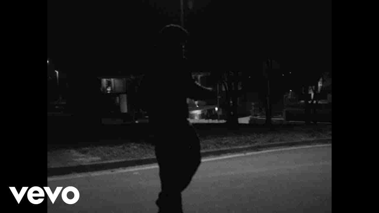 15 dicembre (Prima) Lyrics English Translation - BLANCO | Ma'