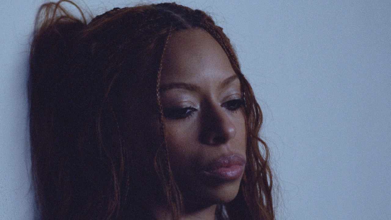 Bobby Lyrics - Ravyn Lenae